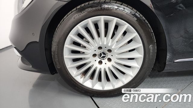 Mercedes-Benz S-Class S350L