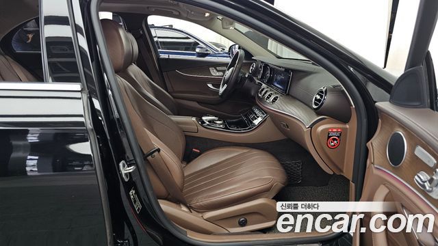 Mercedes-Benz E-Class E220d 4MATIC Exclusive