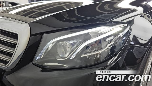Mercedes-Benz E-Class E220d 4MATIC Exclusive
