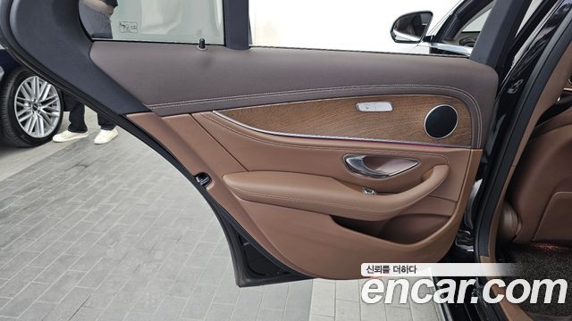 Mercedes-Benz E-Class E220d 4MATIC Exclusive