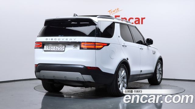 Land Rover Discovery 3.0 SD6 HSE