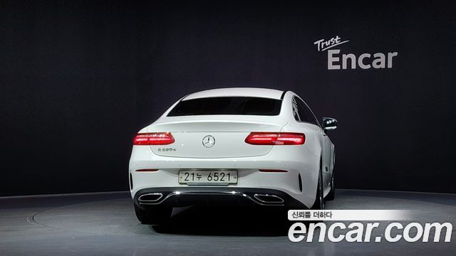 Mercedes-Benz E-Class E220d Coupe