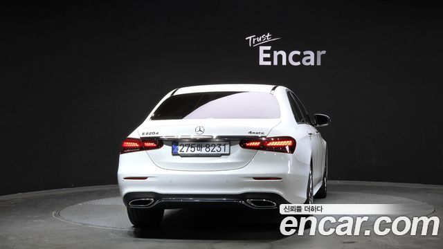 Mercedes-Benz E-Class E220d 4MATIC AMG Line