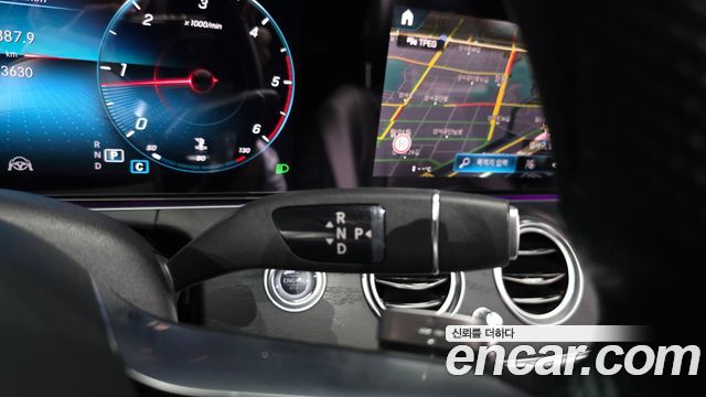 Mercedes-Benz E-Class E220d 4MATIC AMG Line