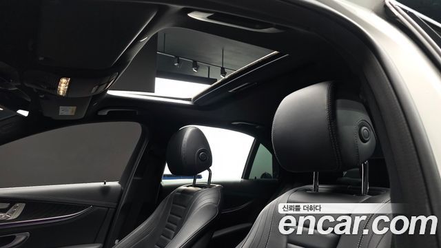 Mercedes-Benz E-Class E220d 4MATIC AMG Line