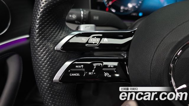 Mercedes-Benz E-Class E220d 4MATIC AMG Line