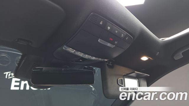 Mercedes-Benz E-Class E220d 4MATIC AMG Line
