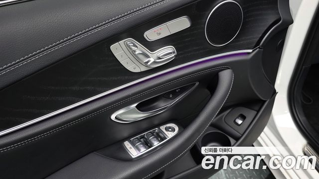 Mercedes-Benz E-Class E220d 4MATIC AMG Line