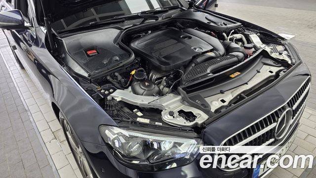 Mercedes-Benz E-Class E350 4MATIC Avantgarde