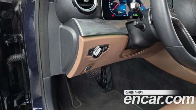 Mercedes-Benz E-Class E350 4MATIC Avantgarde