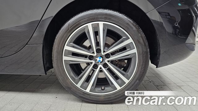 BMW 1-Series 120i Advantage