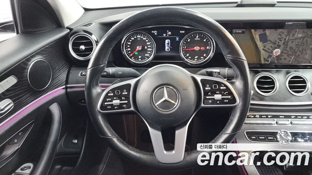 Mercedes-Benz E-Class E220d Avantgarde