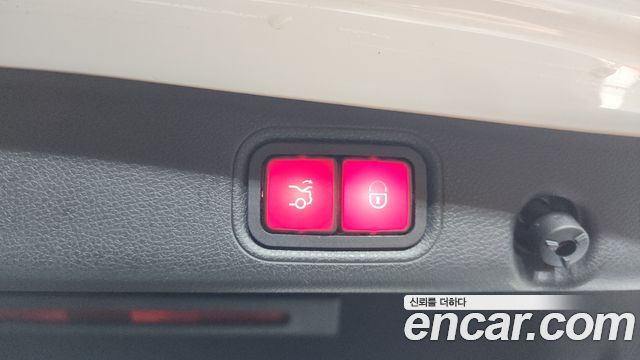 Mercedes-Benz E-Class E220d Avantgarde