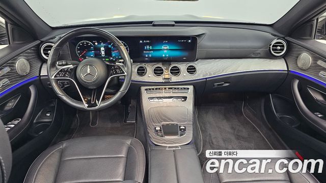 Mercedes-Benz E-Class E350 4MATIC Avantgarde