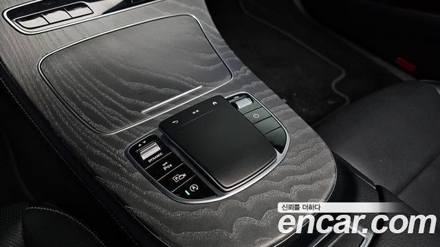 Mercedes-Benz E-Class E350 4MATIC Avantgarde