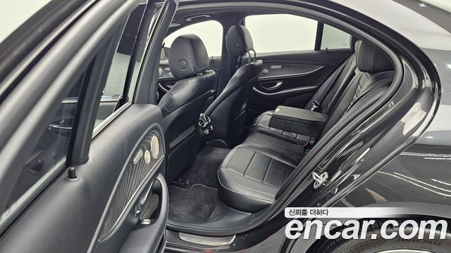 Mercedes-Benz E-Class E350 4MATIC Avantgarde