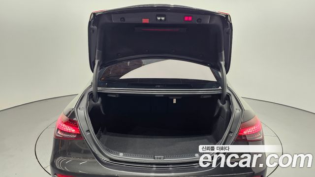 Mercedes-Benz E-Class E350 4MATIC Avantgarde
