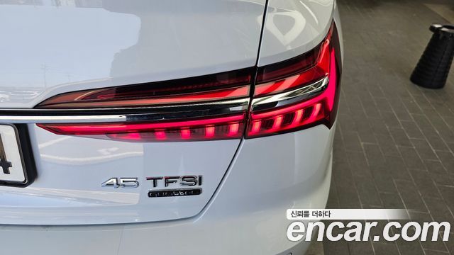 Audi A6 45 TFSI Quattro Premium