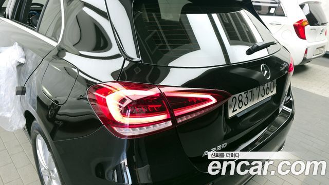 Mercedes-Benz A-Class A220 Hatchback