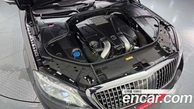 Mercedes-Benz S-Class Maybach S500 4MATIC