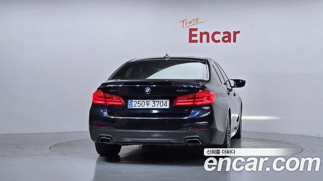 BMW 5-Series 530i xDrive M Sport Package Plus