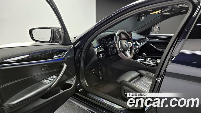BMW 5-Series 530i xDrive M Sport Package Plus