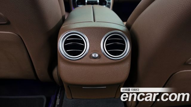 Mercedes-Benz E-Class E300 4MATIC Avnatgarde