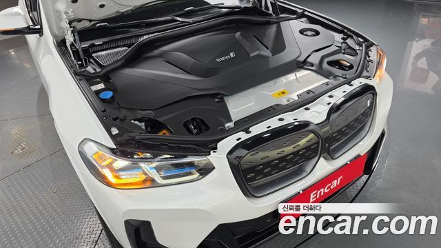 BMW iX3 M Sports