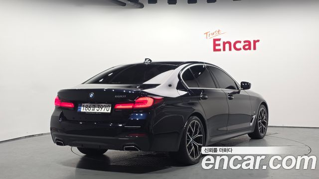 BMW 5-Series 530i M Sport Package