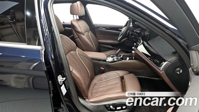 BMW 5-Series 530i M Sport Package