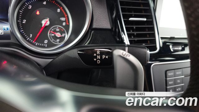 Mercedes-Benz GLE-Class GLE350 d 4MATIC