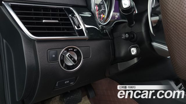Mercedes-Benz GLE-Class GLE350 d 4MATIC