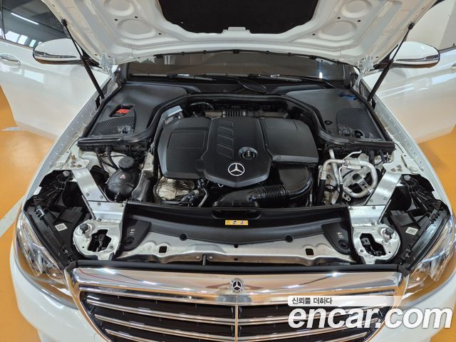 Mercedes-Benz E-Class E220d 4MATIC Exclusive