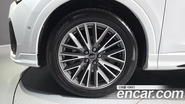 Audi Q3 35 TDI Premium