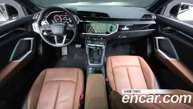 Audi Q3 35 TDI Premium