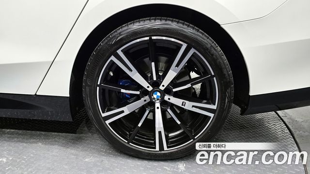 BMW 5-Series 530i xDrive M Sport