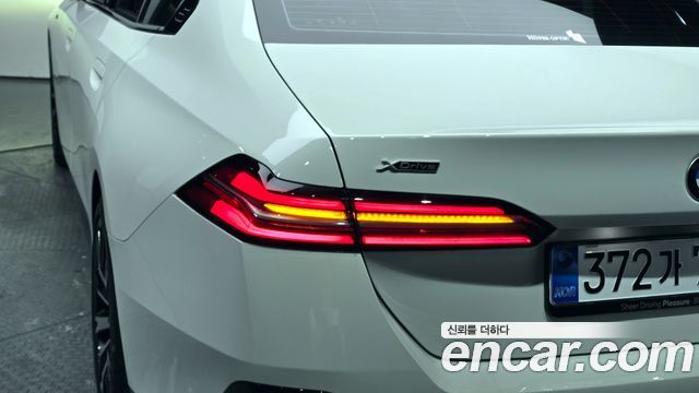 BMW 5-Series 530i xDrive M Sport