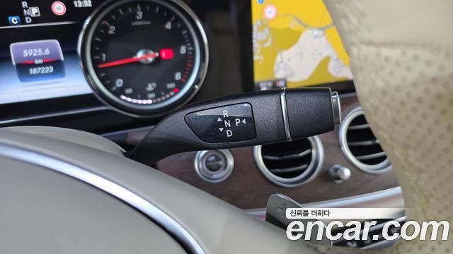 Mercedes-Benz E-Class E220d Exclusive