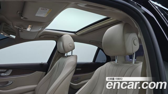 Mercedes-Benz E-Class E220d Exclusive