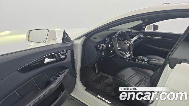 Mercedes-Benz CLS-Class CLS63 AMG S 4MATIC