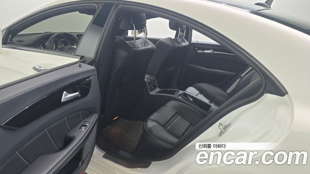 Mercedes-Benz CLS-Class CLS63 AMG S 4MATIC