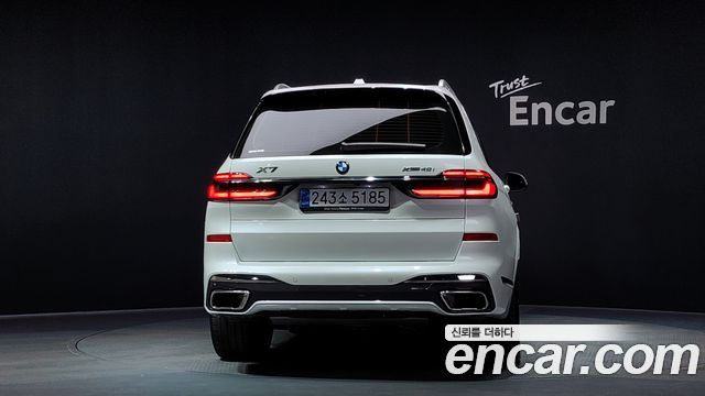 BMW X7 xDrive 40i M Sport 7STR