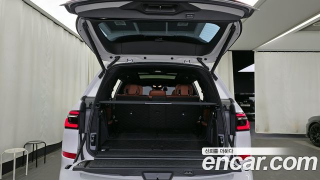 BMW X7 xDrive 40i M Sport 7STR