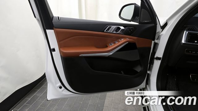 BMW X7 xDrive 40i M Sport 7STR