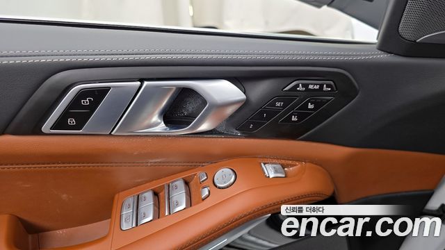 BMW X7 xDrive 40i M Sport 7STR