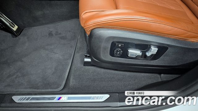 BMW X7 xDrive 40i M Sport 7STR