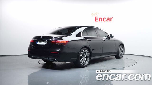 Mercedes-Benz E-Class E220d 4MATIC AMG Line
