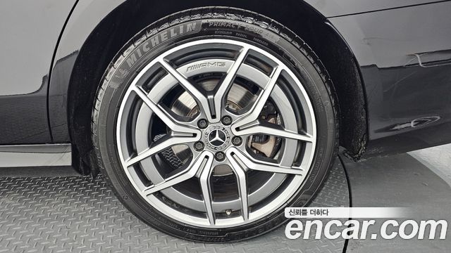 Mercedes-Benz E-Class E220d 4MATIC AMG Line
