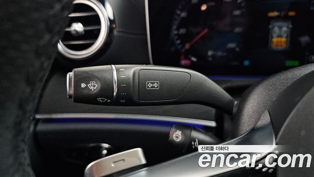Mercedes-Benz E-Class E220d 4MATIC AMG Line
