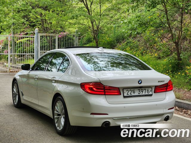 BMW 5-Series 530i Luxury Plus